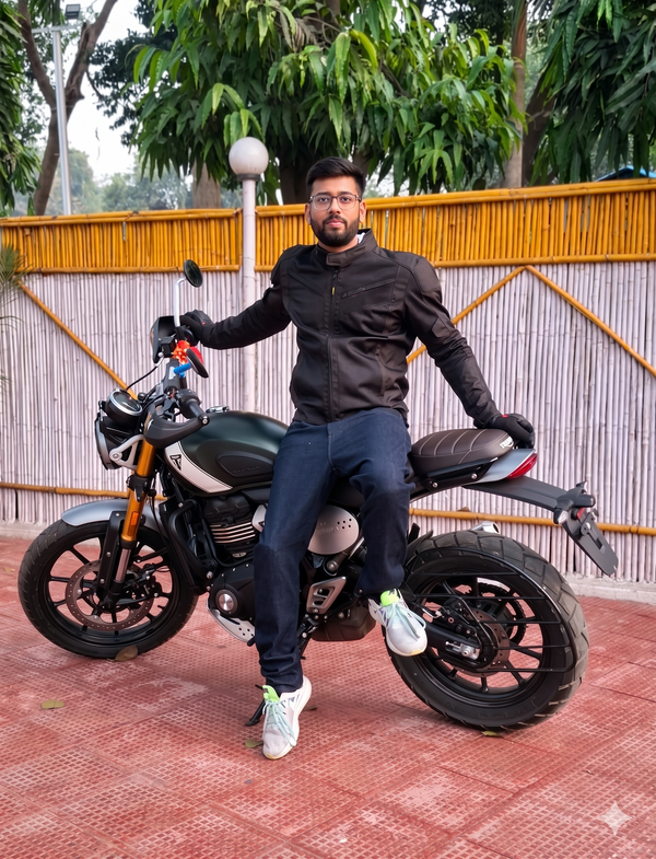 Dr Kartikeya (MS Orthopedics)