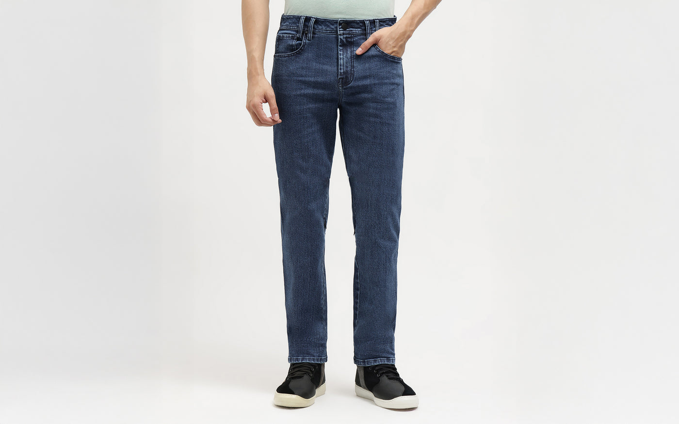 Modern slim-straight fit